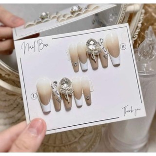 Nailbox thiết kế , móng gắn charm đá - 4