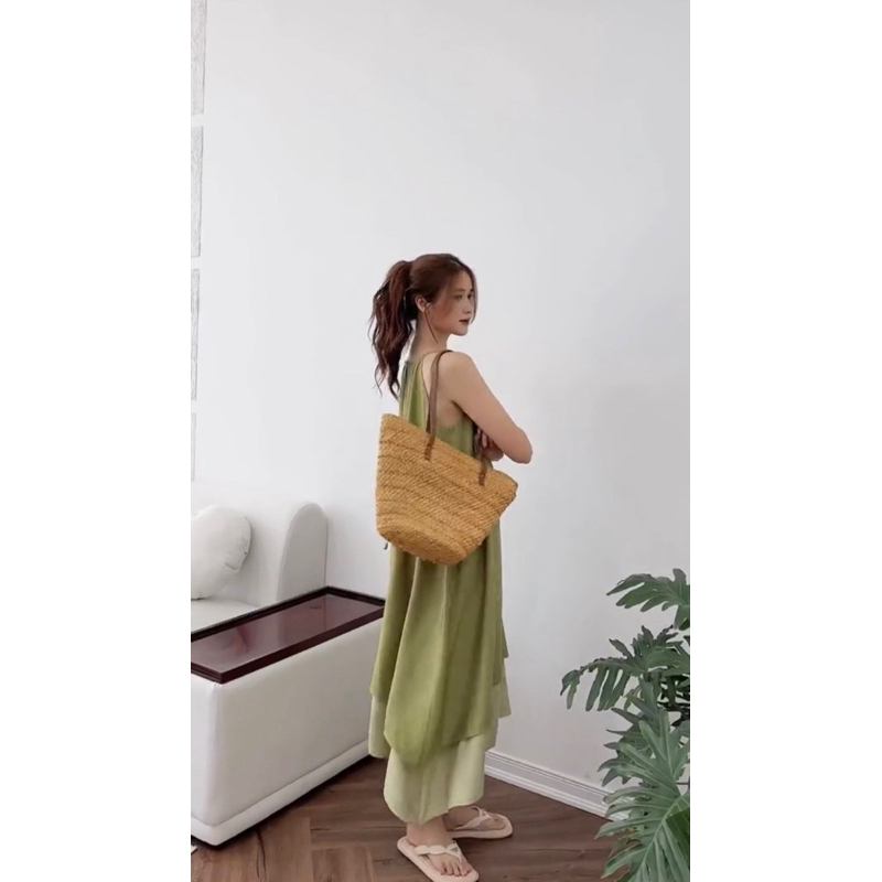 Váy Cổ Yếm Phối Màu 2 Tầng Đuôi Cá Form Xoè Rộng Nhiều Màu Chất Mát Phối Màu Dáng Suông Maxi Đi Biển Siu Xinh | BigBuy360 - bigbuy360.vn