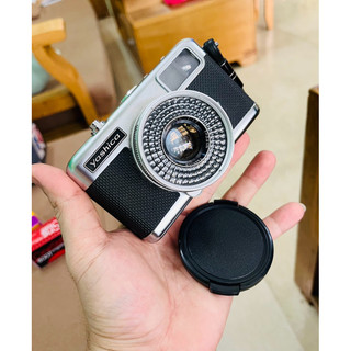 Máy ảnh film Yashica Half 17 lens 32mm f1.7 máy Halfframe cuộn film 36 chụp được 72 tấm