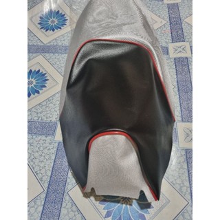 Da bọc yên xe Exciter 2010
