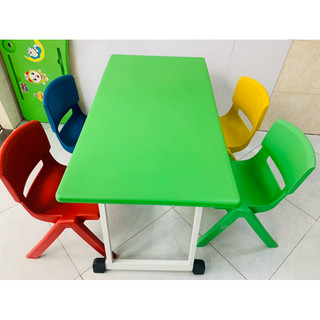 Bàn mầm non chân sơn tĩnh điện gấp gọn siêu đẹp