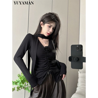 ÁO THUN ĐỎ TAY DÀI CỔ TIM ĐÍNH HOA