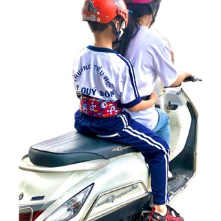 Babykidsaigon Dây đai an toàn cho em bé khi ngồi xe máy , xe hơi an toàn cho bé , đai đeo em bé đi xe máy