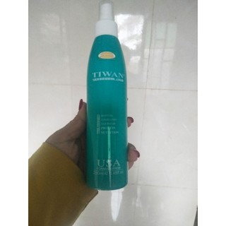 Xịt dưỡng tóc Kanac