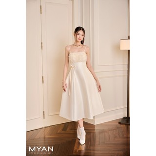 MYAN DESIGN Váy 2 Dây Phối Cổ Lông Dáng Xòe Điệu Đà Vvn012402