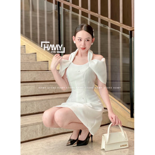 Đầm Bệt Vai Trắng Đính