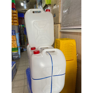 Can nhựa dày 30 lít đúng can, can nhựa mỏng 30 lít thiếu
