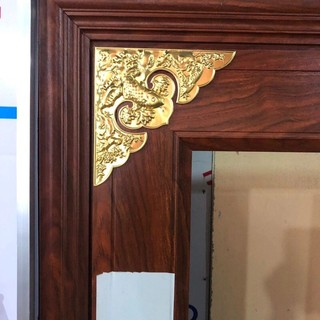 Nẹp Góc Hoạ Tiết Cá Chép Đồng, góc đồng cửa nhôm, bịt góc cửa nhôm kính xingfa đồng hoạ tiết, góc cá chép 23cmx23cm