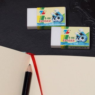 Gôm tẩy cục trắng e06