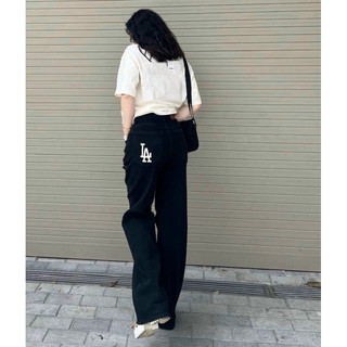 Quần bò xuông túi thêu LA, quần bò xuông đen