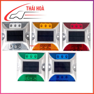 Led chớp cảnh đuôi báo xe tải dùng năng lượng mặt trời, cảnh báo sau đuôi xe