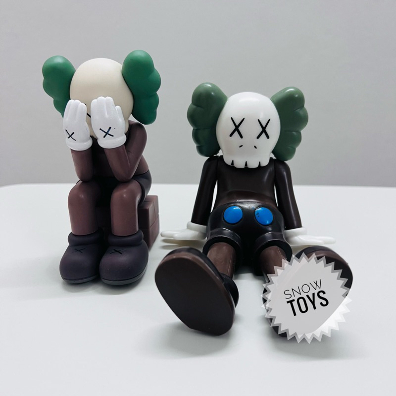 Mô hình nhân vật Kaws phim hoạt hình hề Kaws dễ thương bền màu trang trí decor nhà cửa bàn làm việc 