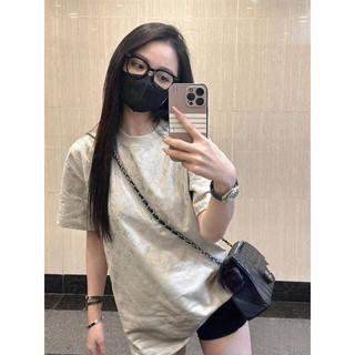 ÁO THUN LV IN KIM TUYẾN