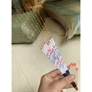 Phao Câu Cá Rô Phi ĐẠT MA ( phao ông già ) - Chất Liệu Lông Công
