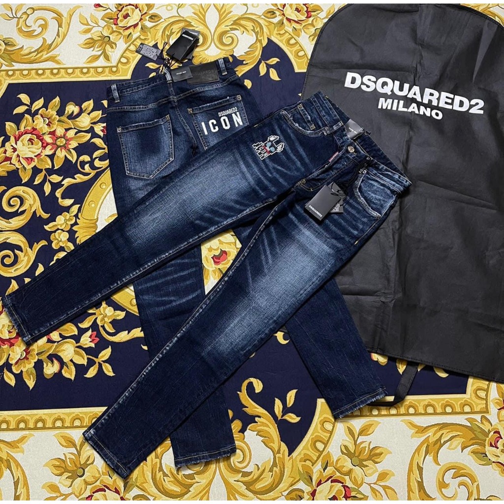 Quần Jean Nam DSQ2 Xanh Xậm Mài Bạc Thêu Hình Cún Trước Đùi , In Chữ Trắng Dsquared2 Túi Hậu 4 Khuy Cực Chất