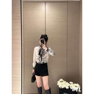 Áo sơ mi lụa CD kèm dây nơ