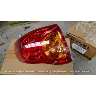 Đèn hậu Toyota Altis miếng ngoài