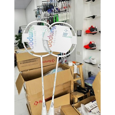 Vợt Kumpoo trắng xanh chính hãng căng 10kg 11kg 11,5kg bảo hành 1 năm khung carbon siêu bền đẹp - LIDAK SPORT