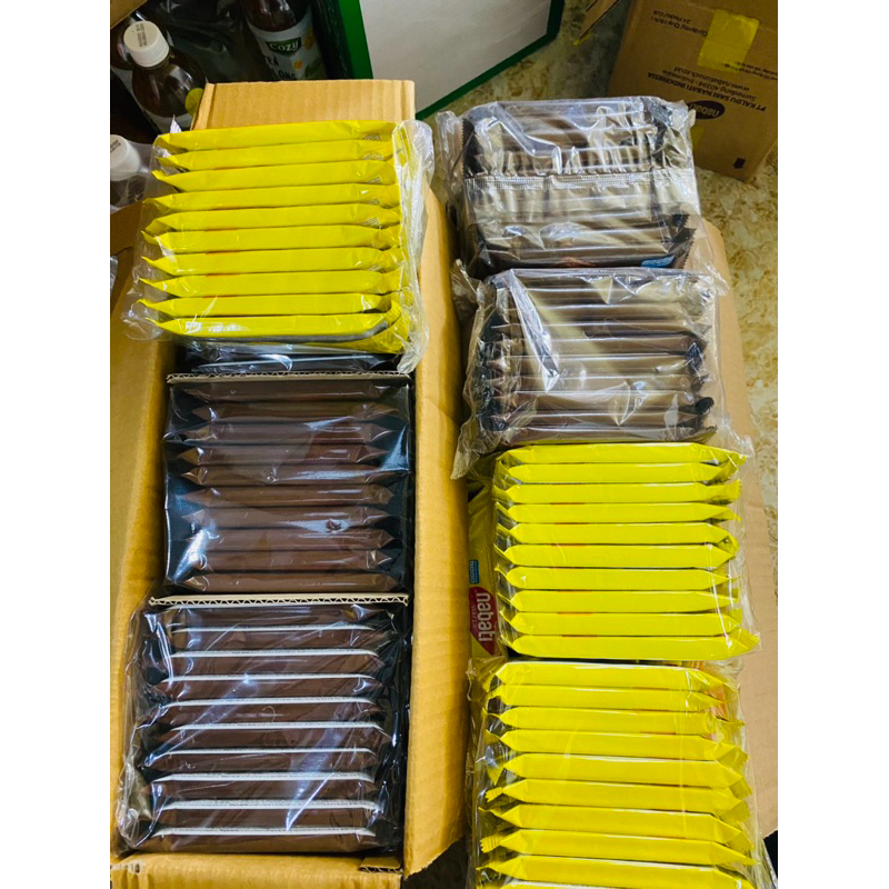 1 thùng bánh Nabati Phô Mai/Socola Bịch 10 Gói mỗi gói 17g ( thùng 12 bịch)/ thùng nabati 110g (thùn