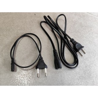 Dây nguồn số 8 dài khoảng 1,5 mét
