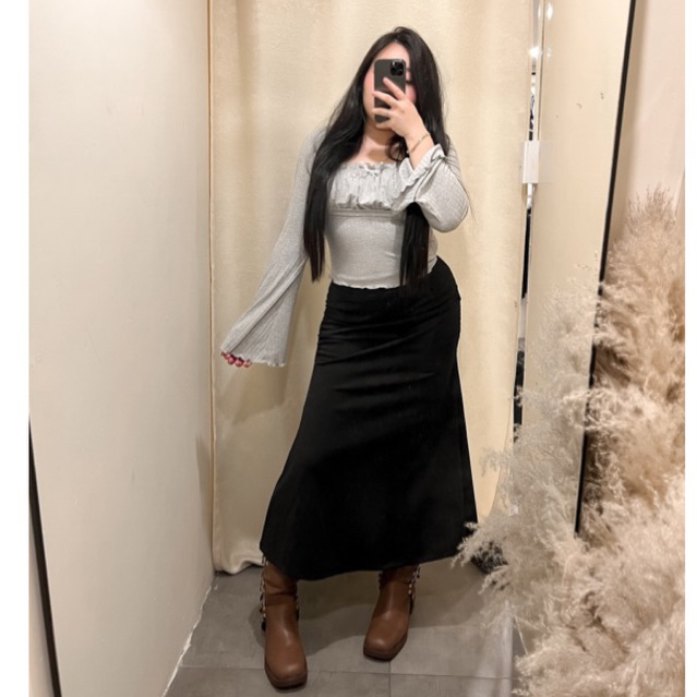 Chân váy dài đuôi cá Bigsize chất thun umi dày dặn EVY SKIRT BLACK | BigBuy360 - bigbuy360.vn