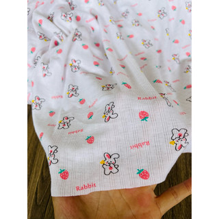 vải thun gân lụa hình thỏ nền trắng