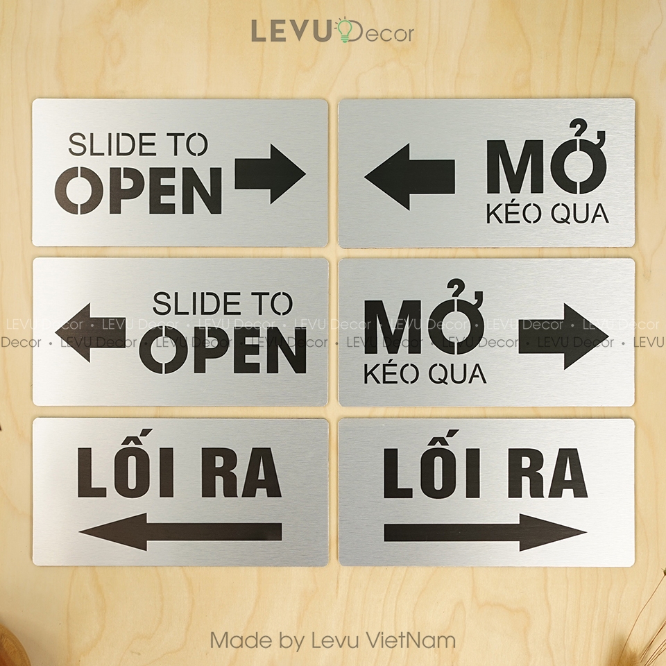 Bảng chỉ hướng đóng mở cửa, biển chỉ dẫn lối ra vào bằng alu có sẵn keo kích thước 12x24cm Levudecor