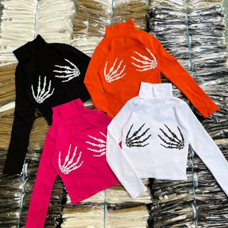 ÁO CROPTOP ÔM CỔ LỌ DÀI TAY IN BÀN TAY BẮT BƯỞI CLH5