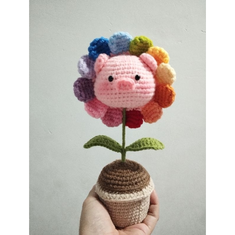 chậu hoa đầu heo bằng len handmade