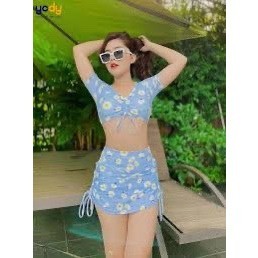Đồ bơi xanh nhạt combo chốt live 104
