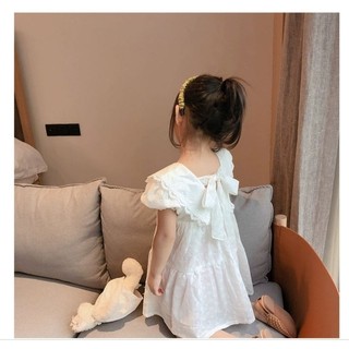 Váy tiệc trắng ren lỗ mềm