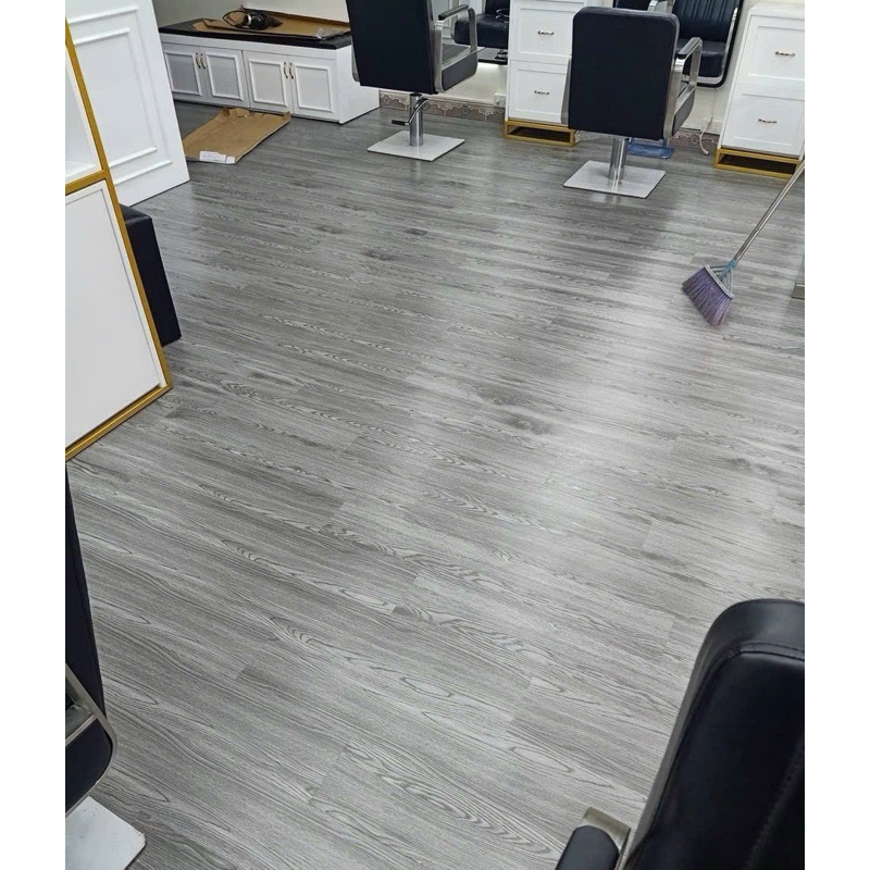 5m²(36 tấm) Sàn nhựa giả gỗ- Có sẵn keo bóc dán- kích thước tấm dài 91,44x15,24cm