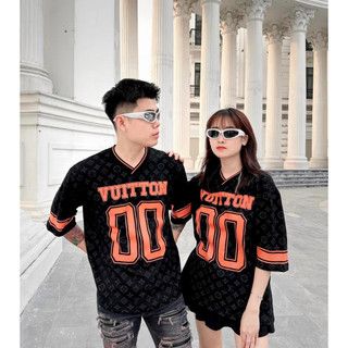 Áo Phông LV Form Rộng Tay Lỡ Phối Cam Cường Kengg Cổ Chữ V Siêu Hot Hit 2024, Áo Thun Hàng Quảng Châu Cao Cấp LV 2024