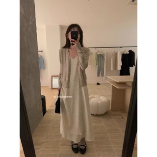 𝗟𝗔 𝗖𝗛𝗔𝗥𝗠𝗘́ |váy dây chấm bi suông 80257 i miss