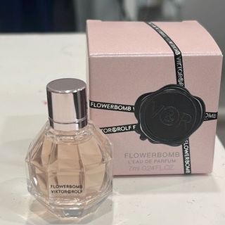 Nước hoa nữ Viktor & Rolf FlowerBomb mini