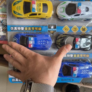 Vỉ 12 chiếc ô tô cảnh sát chạy cót lùi