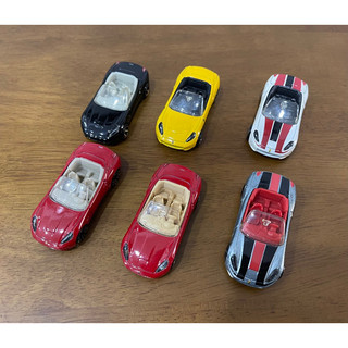 Xe mô hình đồ chơi Hotwheels 1:64 - Ferrari California