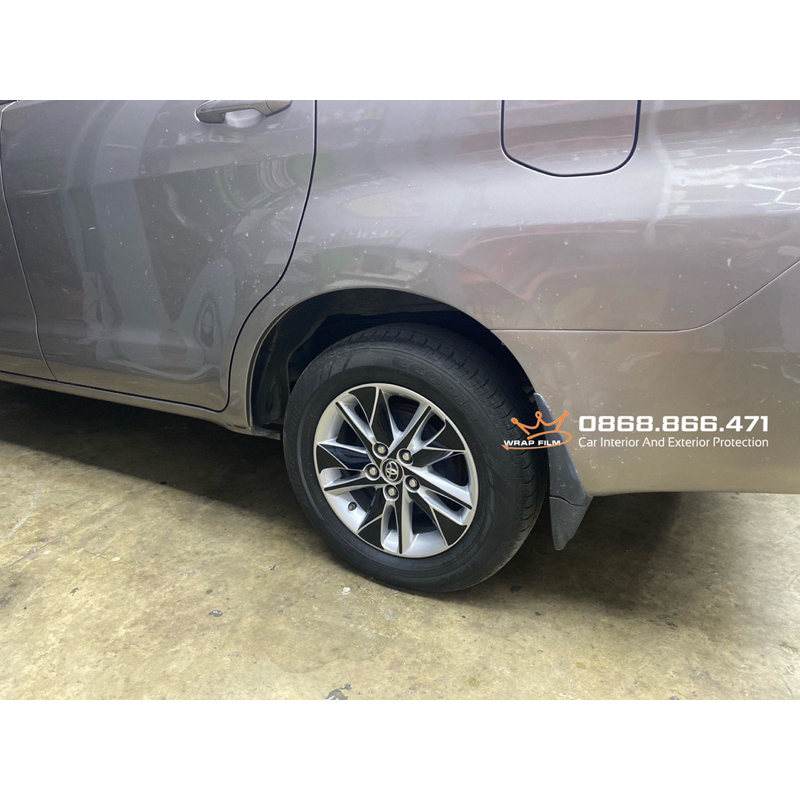 Decal dán mâm Innova