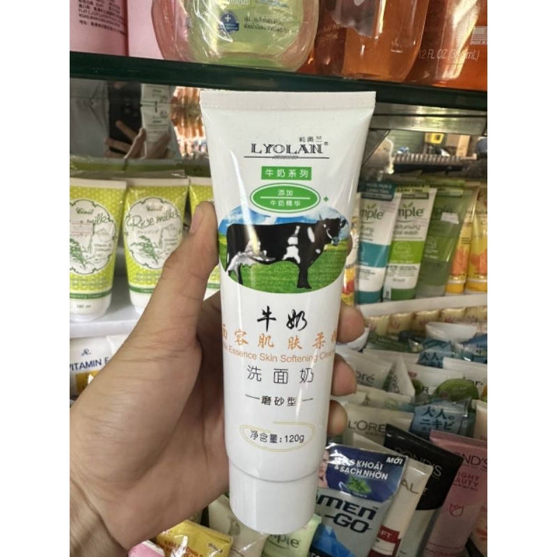 Sữa Rữa Mặt Trắng Da Con Bò LYOLAN (Tuýp 120g)