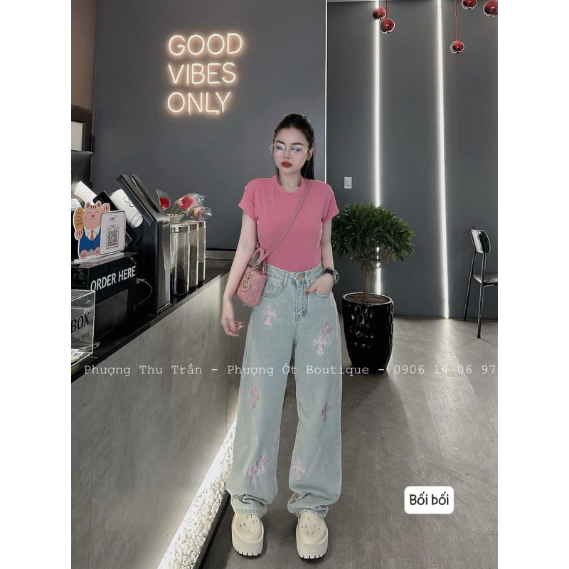 Áo thun croptop