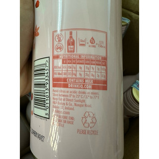 B A I L E Y HƯƠNG DÂU 700ML