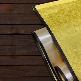 Tranh lụa trục cuốn Đức Phật và Bát Đại Bồ Tát
