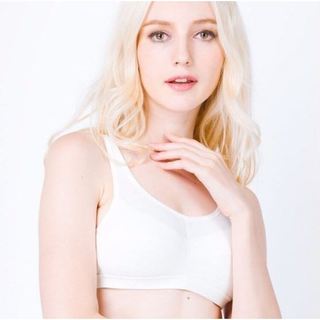 Áo lót nữ sinh Triumph: T shirt Bra 421