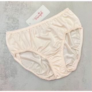 Quần lót nữ trơn Triumph: Blissy 09 Midi