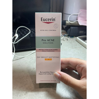 Kem Dưỡng Eucerin Acne Oil Control Pro Acne Solution Day Bright Mattifying SPF30 50ml