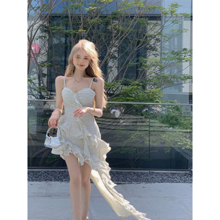Đầm/Váy Hai Dây Họa Tiết Hoa Nhí Chấm Bi Nhiều Tầng Lệch Tà Sexy Đi Biển - Sốp Nhỏ Order - SN2410030708ĐA
