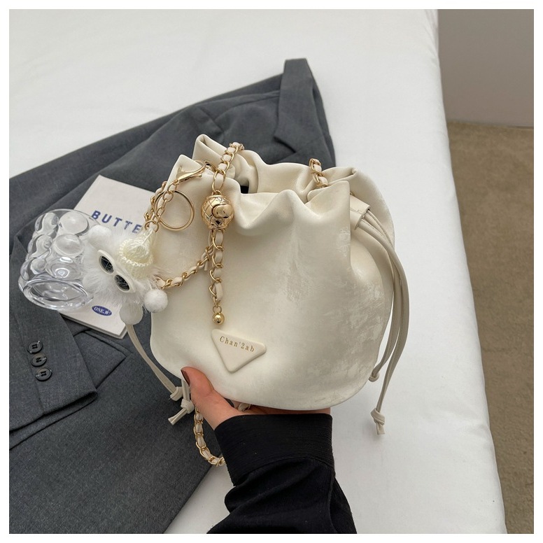 Túi Xách Nữ Đeo Chéo Đeo Vai Dáng Bucket Mix Móc Gấu Xinh Xắn Đi Tiệc Đi Chơi Sang Chảnh MIQI BAG TX-105 | BigBuy360 - bigbuy360.vn