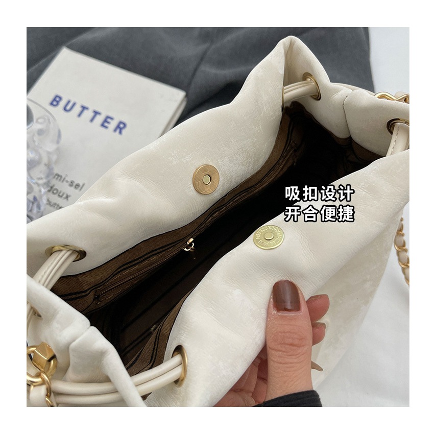 Túi Xách Nữ Đeo Chéo Đeo Vai Dáng Bucket Mix Móc Gấu Xinh Xắn Đi Tiệc Đi Chơi Sang Chảnh MIQI BAG TX-105 | BigBuy360 - bigbuy360.vn