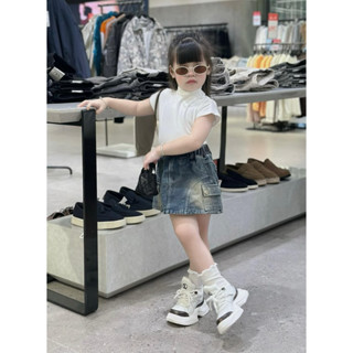 Bộ áo thun tay hến và chân váy jean siêu cá tính cho bé gái ( không kèm dây đai )