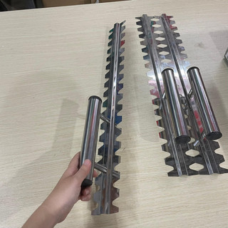 Bàn răng cưa, bay răng cưa ốp lát, bàn gạt keo dán gạch inox dài 60cm